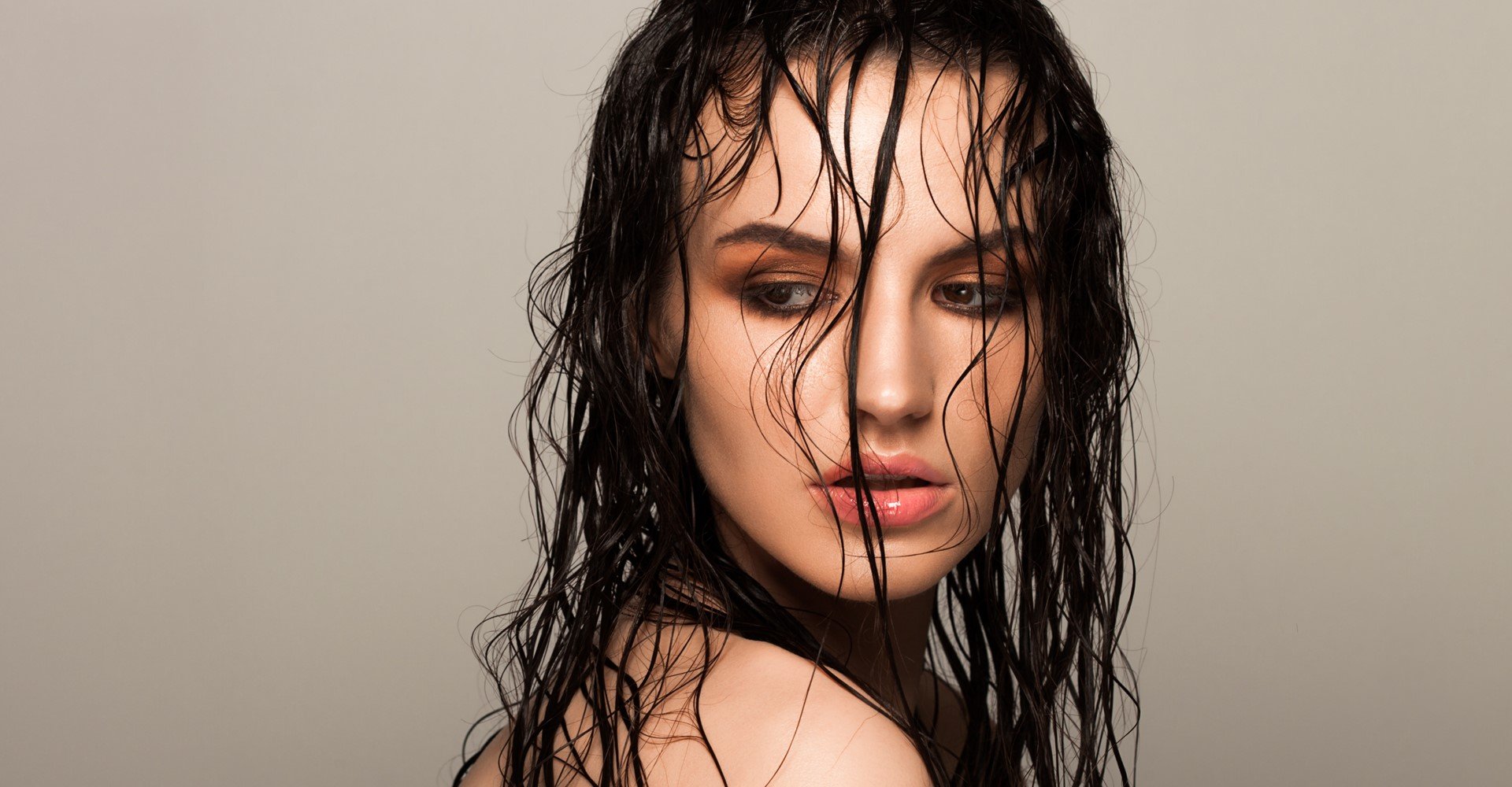 4931  Wet Hair Efeito Molhado No Cabelo Em Estilo Messy Ou Bem Polido Vote No Seu Look Favorito